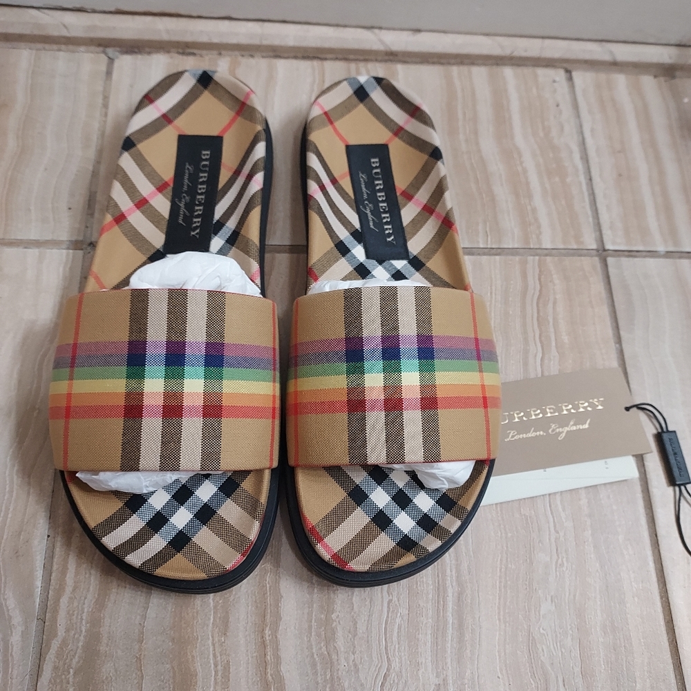 Burberry Check Ashmore Rainbow Slide